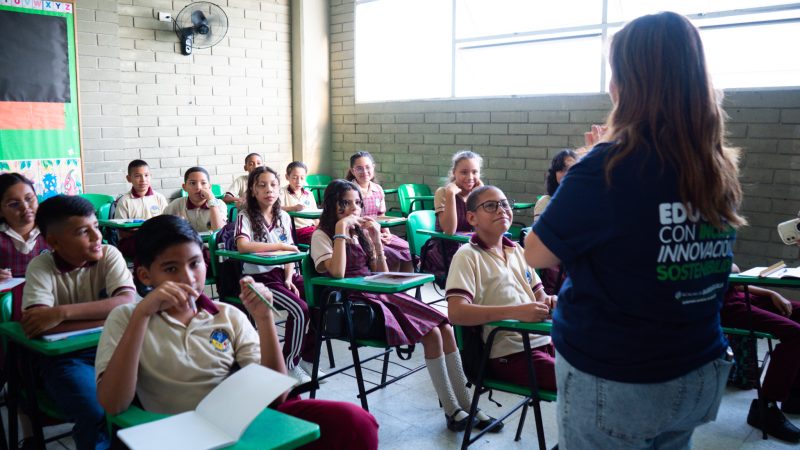 ¡Logro histórico para Barranquilla! 30 estudiantes obtuvieron puntajes iguales o superiores a 400 en Pruebas Saber 11 – 2024
