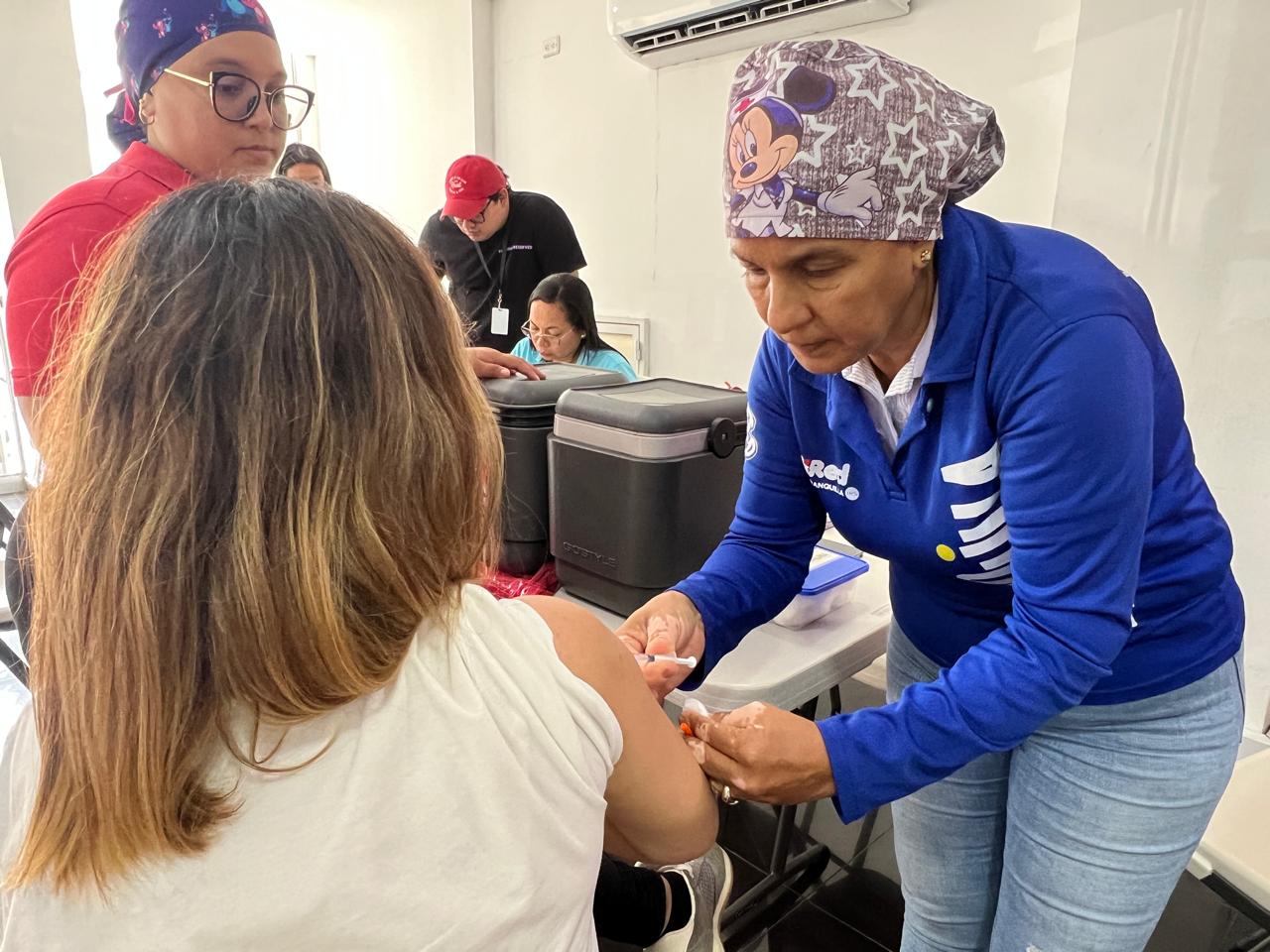 Con 130.000 dosis, Barranquilla inició vacunación contra la influenza para prevenir enfermedades respiratorias