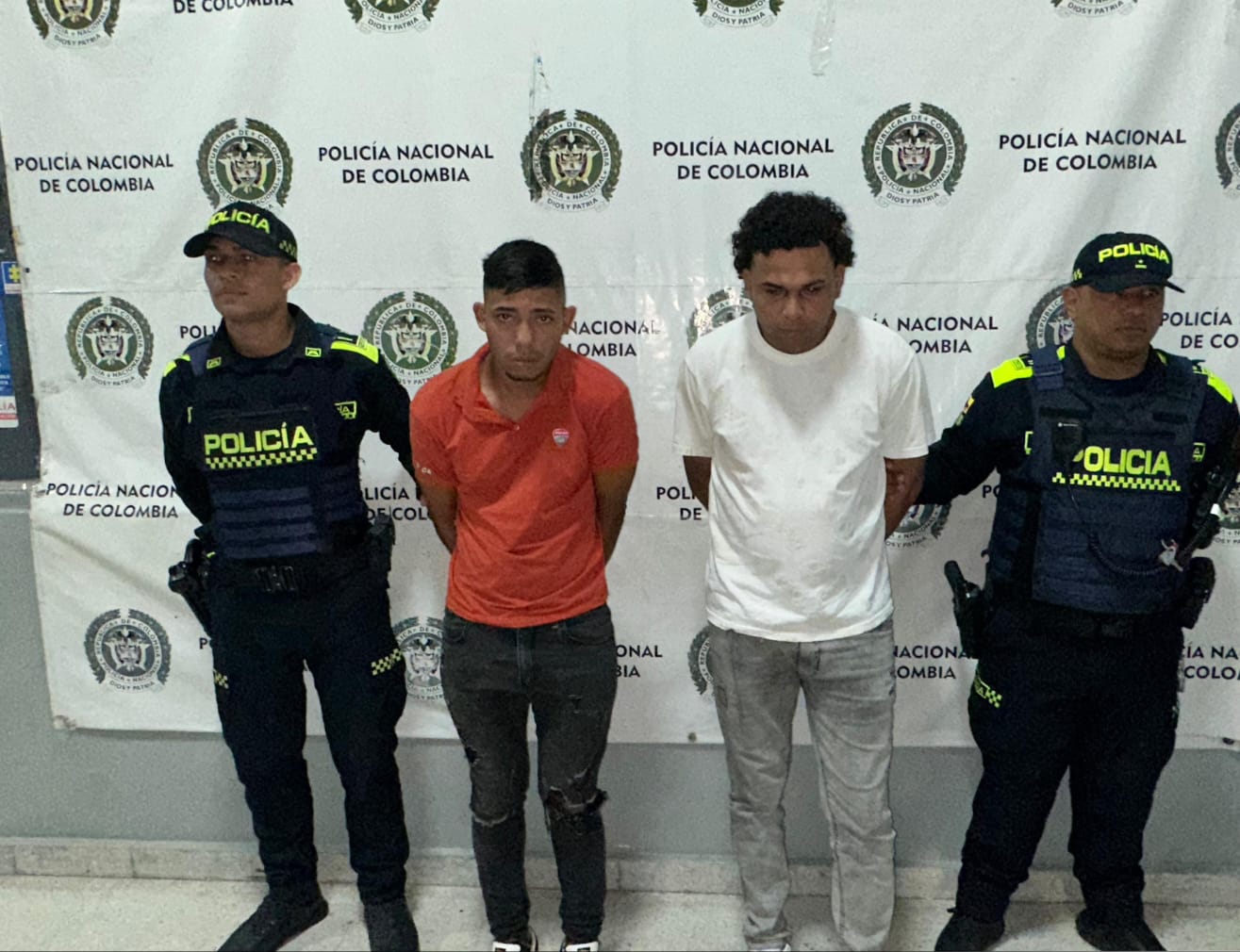 CAPTURADOS ALIAS “JINERSON” Y ALIAS “ABRAHAN” POR RECEPTACIÓN EN BARRANQUILLA