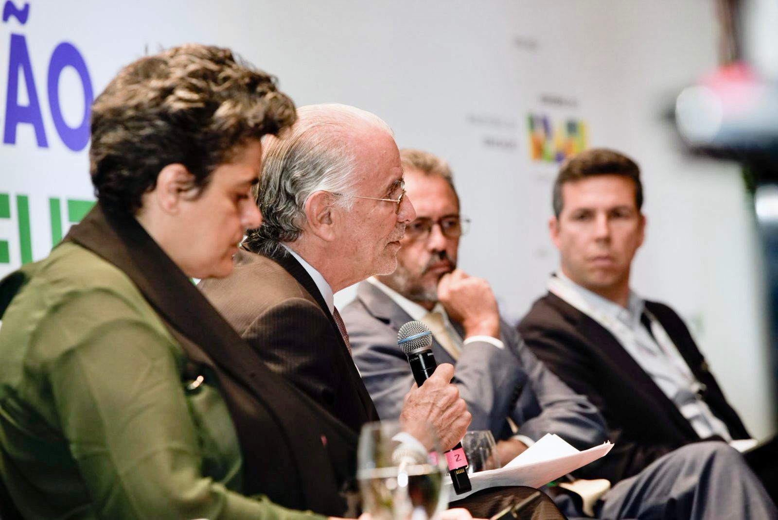 “La alfabetización y la alimentación escolar tiene que ser un derecho de toda Latinoamérica”: gobernador Verano en Foro educativo en Brasil
