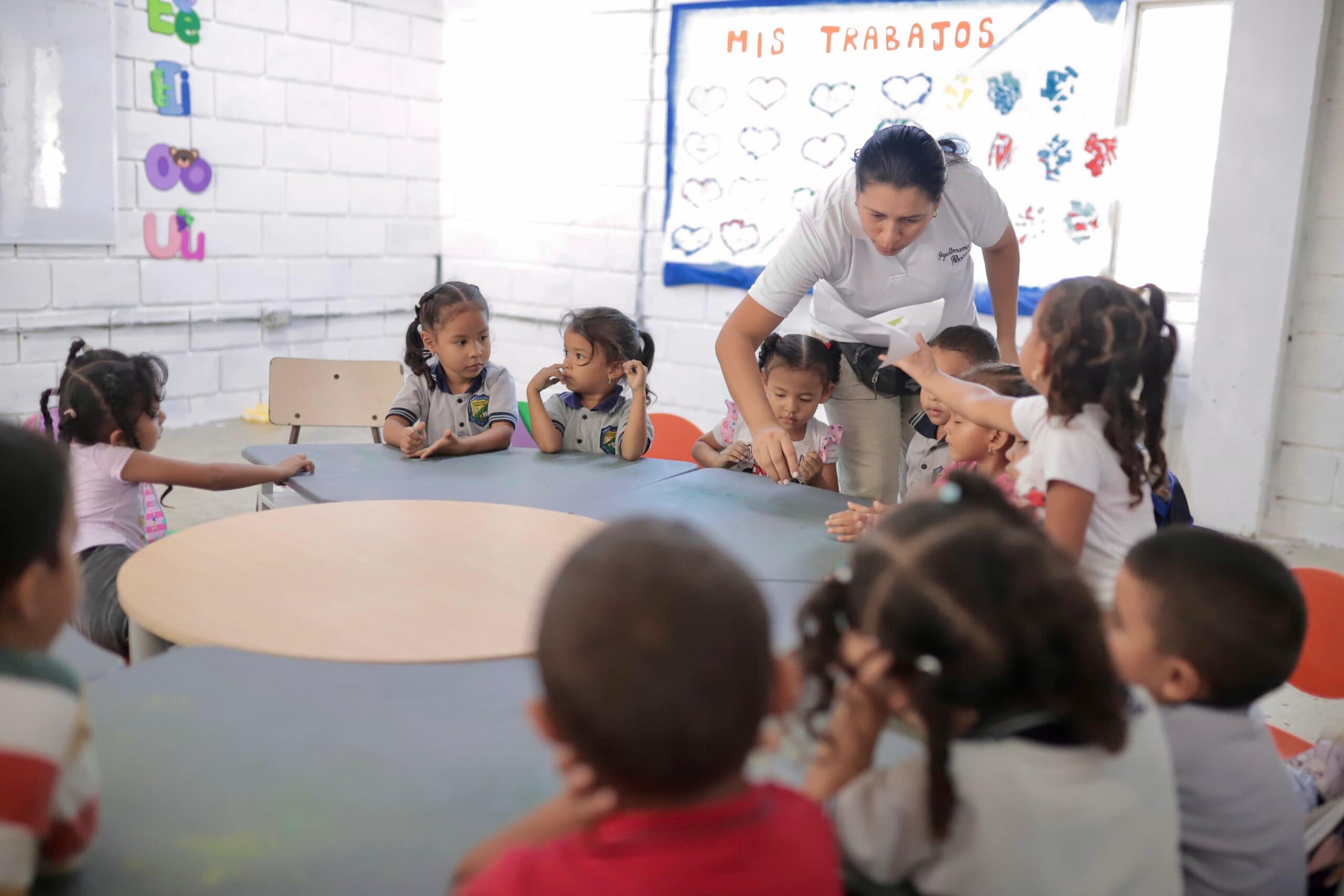 Atlántico eleva la excelencia docente: 212 maestros logran ascenso y reubicación salarial tras riguroso proceso de evaluación