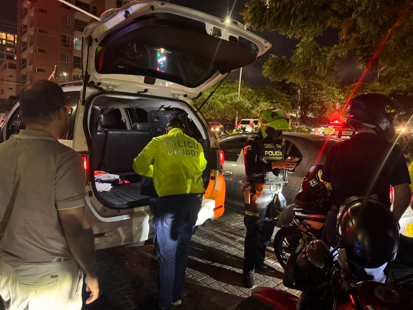 POLICÍA NACIONAL DESPLIEGA OPERATIVO “SIN TREGUA AL DELITO” EN ZONAS ESTRATÉGICAS DE BARRANQUILLA
